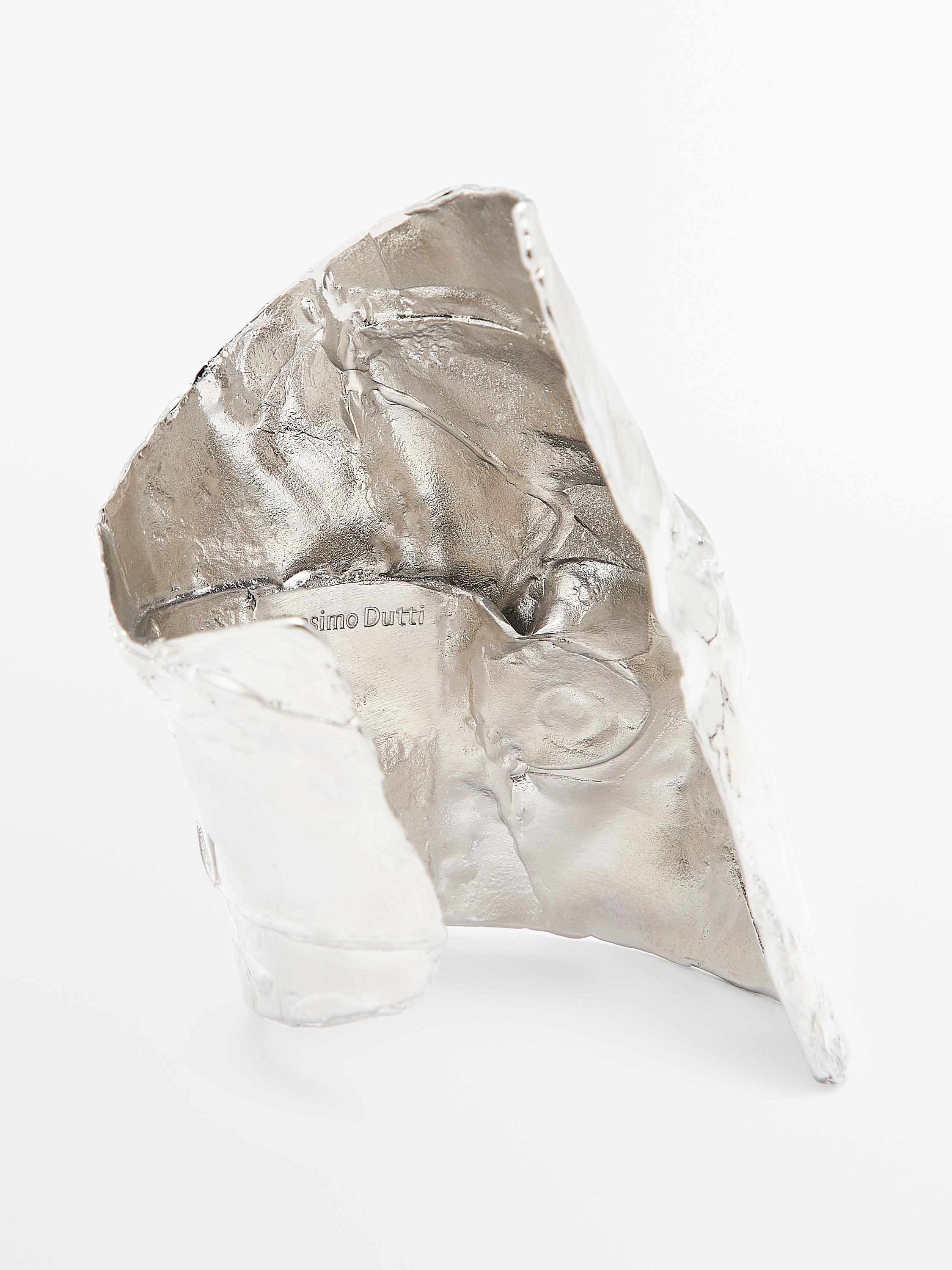 Bracelet moulant irrégulier